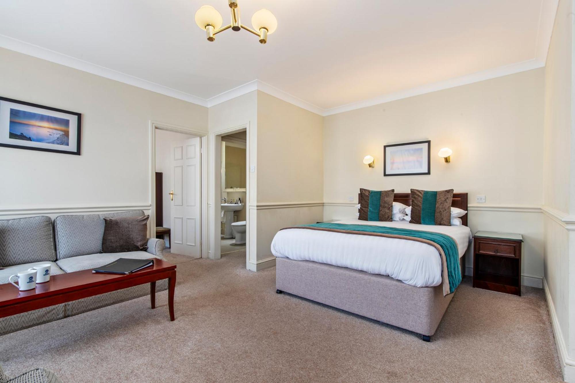 Hotel Western Court And Lamphey