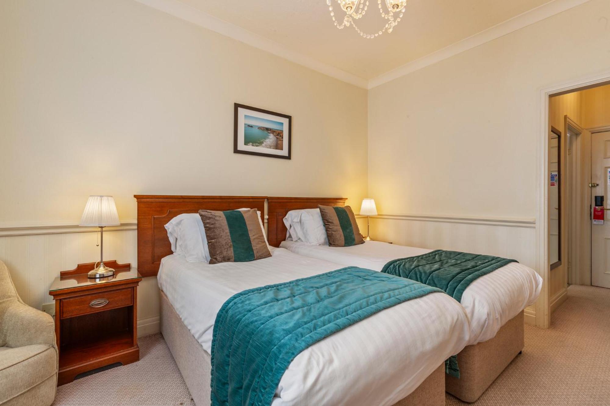 Western Court Hotel&spa 4*