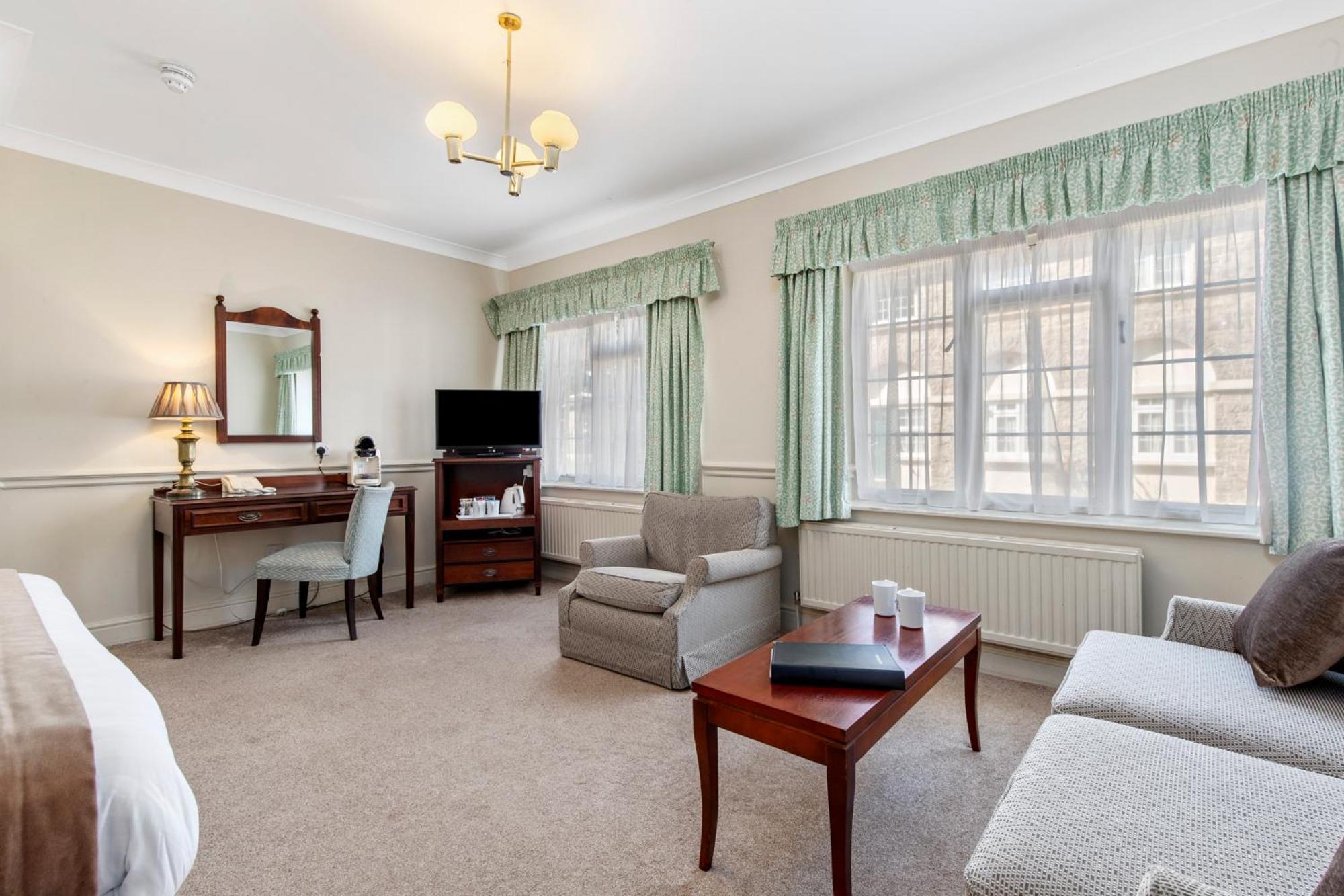 Western Court Hotel&spa Hotel